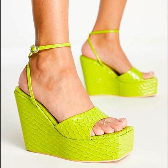 Public Desire Shoes - 🌺 Public Desire Wedges New Size 9